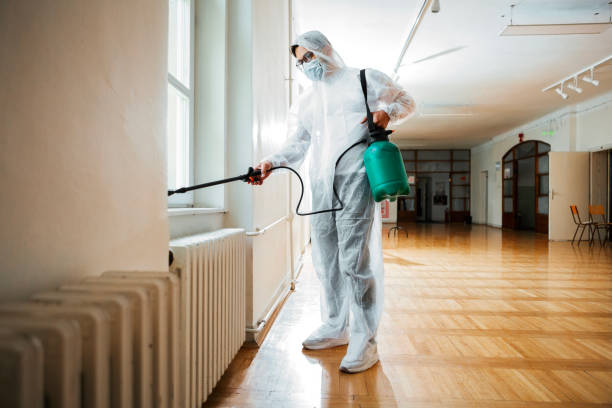 Best Wildlife Control Services  in Lake Hallie, WI